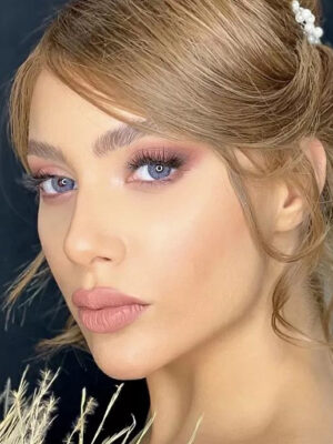 خرید لنز آبی تیره Aurora Bodrum