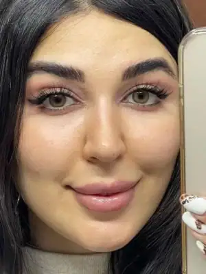 خرید لنز عسلی Natural hazel