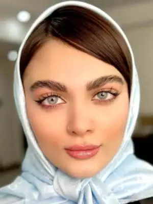 خرید لنز یونیک کارنلین