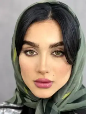 خرید لنز آیس کالر آمازون