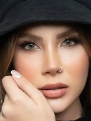 خرید لنز سبز تیره Ruby Green