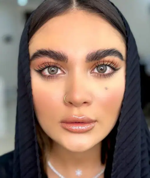 خرید لنز یونیک مون