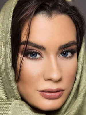 خرید لنز ایراپتیکس برلیانت بلو