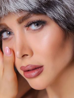 خرید لنز عسلی روشن U594