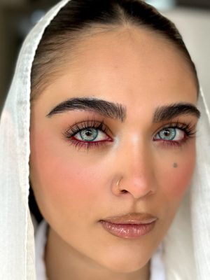 خرید لنز آبی روشن Natural Blue